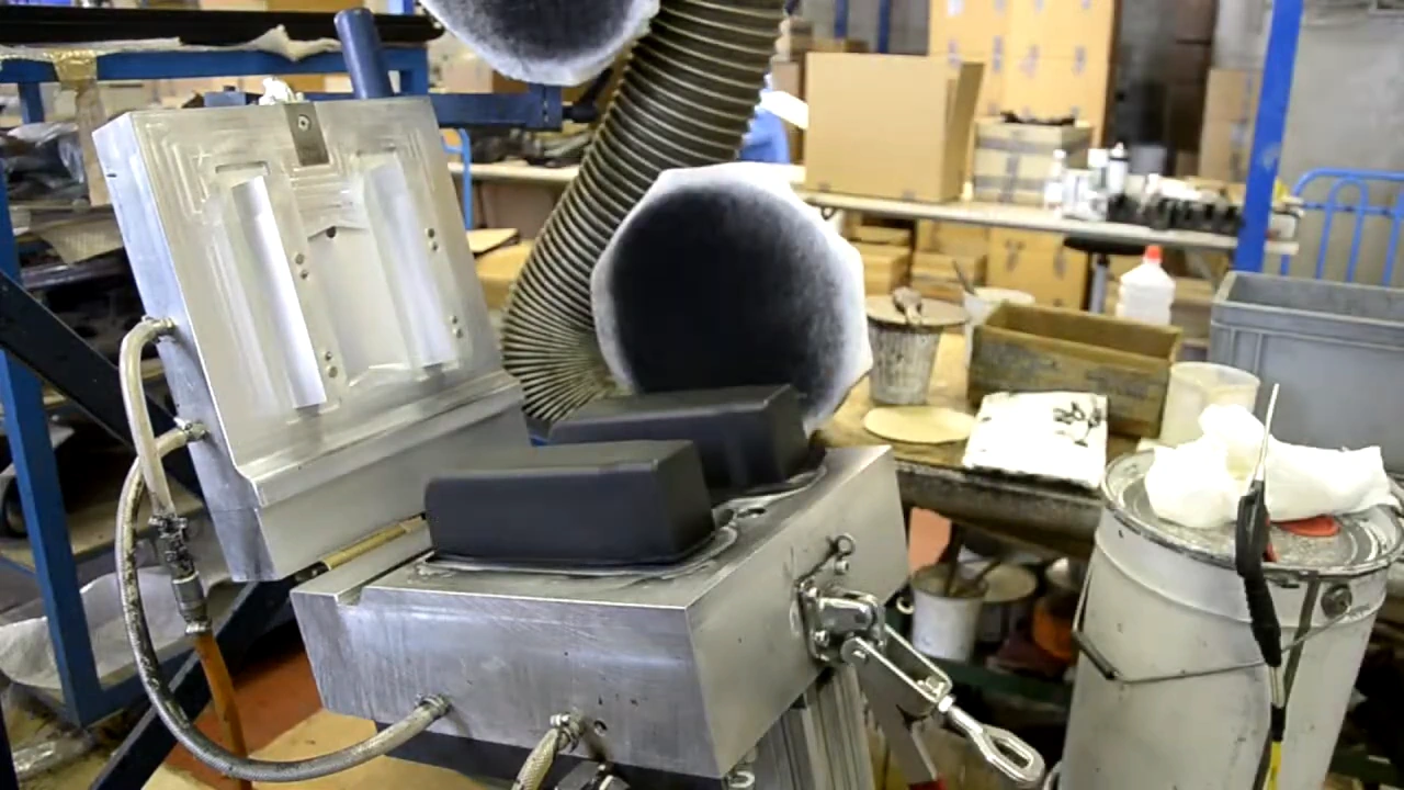 Poliüretan kalıbı ve kalıplanmış parçalar / Polyurethane mould and moulded parts
