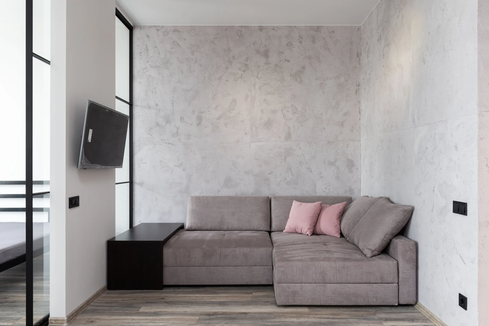 Mobilya ve döşeme uygulaması / Furniture and upholstery application