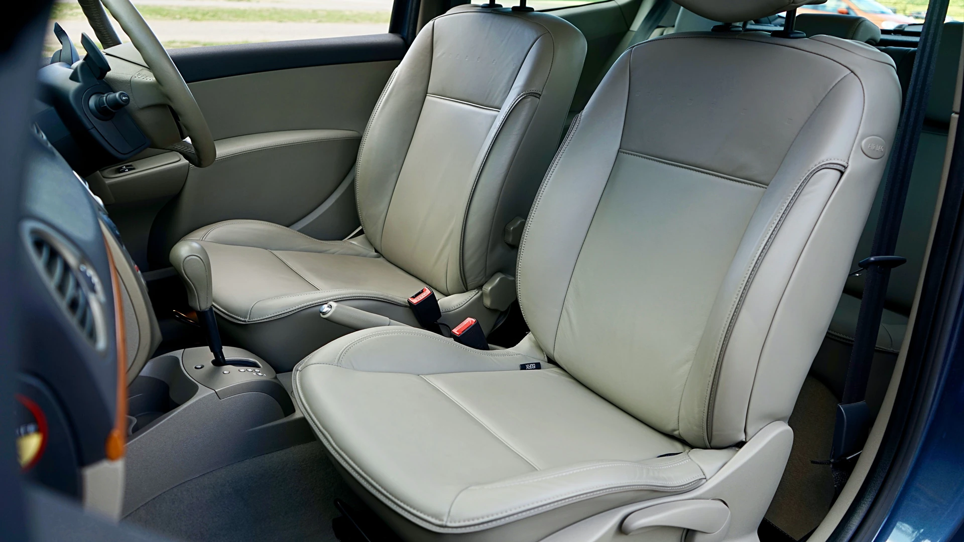 Araç koltukları / Vehicle seats